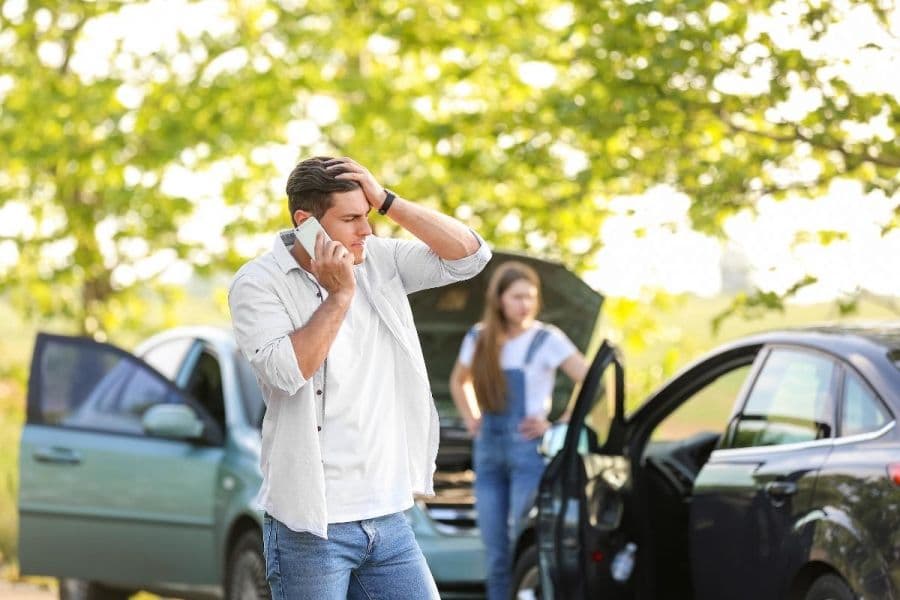 O que acontece se bater carro alugado? Saiba agora!