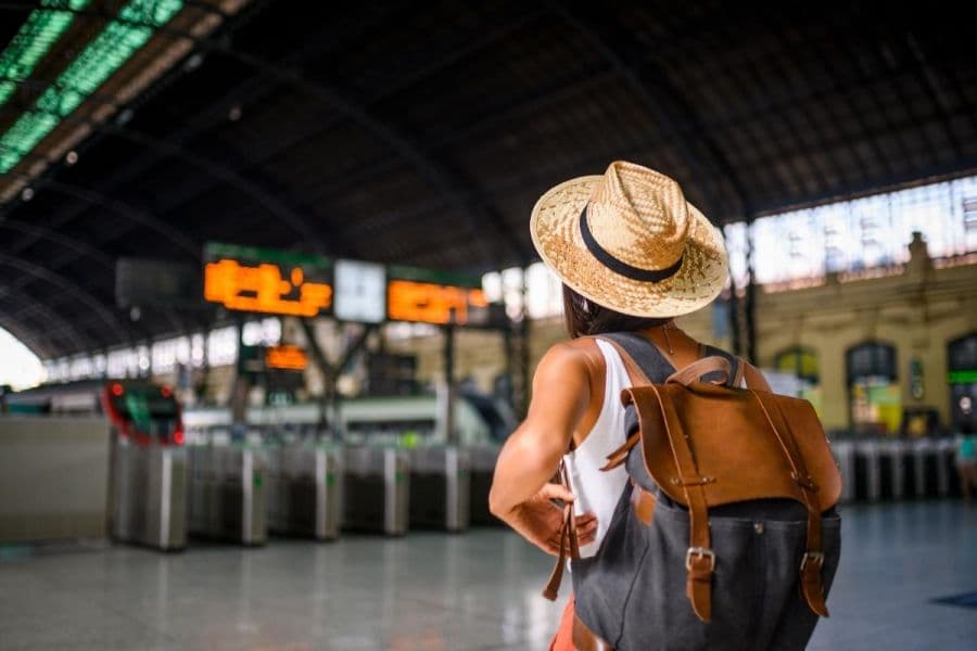 Lugares para viajar sozinho: descubra destinos únicos