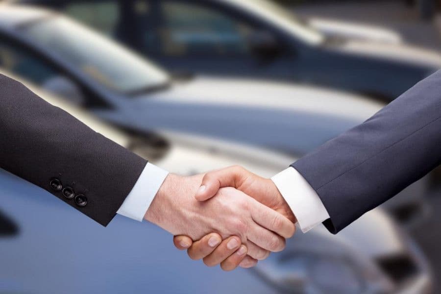 Pode descontar o aluguel do carro da caução? Saiba agora!