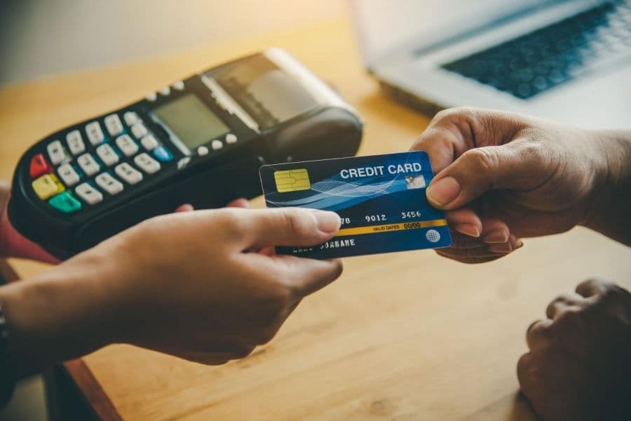 Aluguel de carro no cartão de crédito: um guia completo
