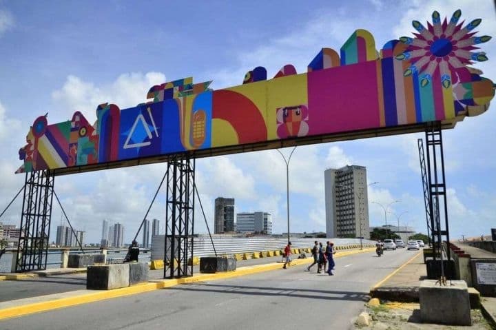 Carnaval 2026: onde estacionar em Salvador e Recife