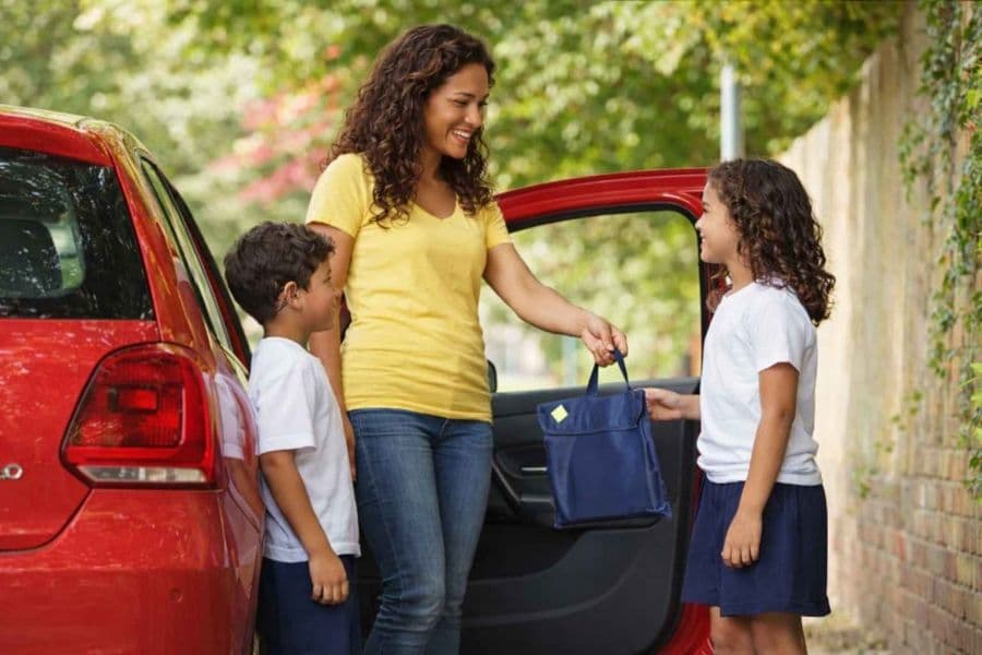 Volta às aulas: o guia para organizar a rotina de carro