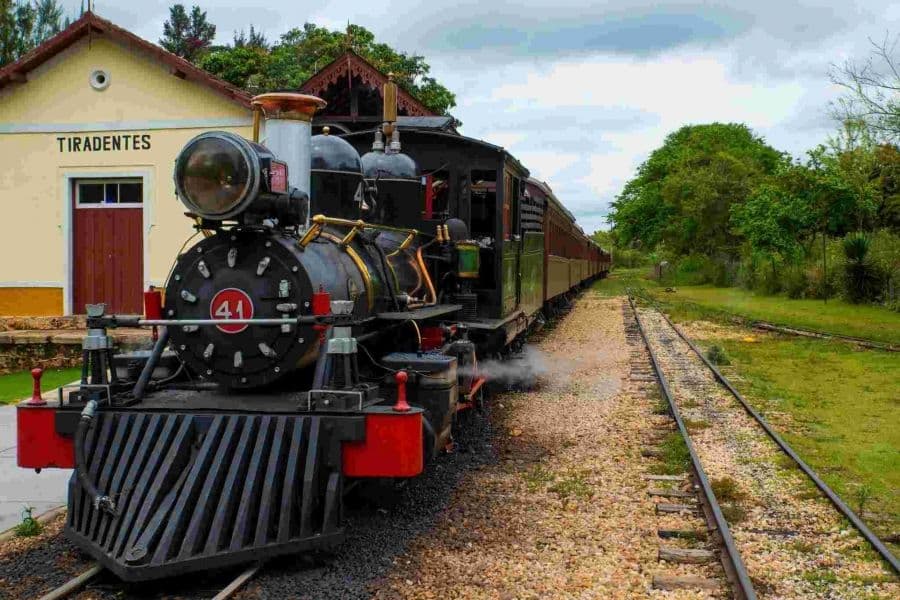 Feriado Tiradentes: 3 roteiros históricos em MG
