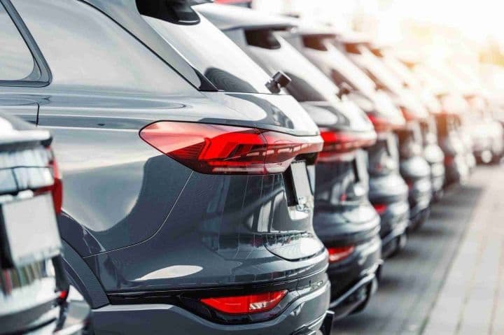 Comparativo: aluguel de carro para empresa (terceirização) vs. frota própria