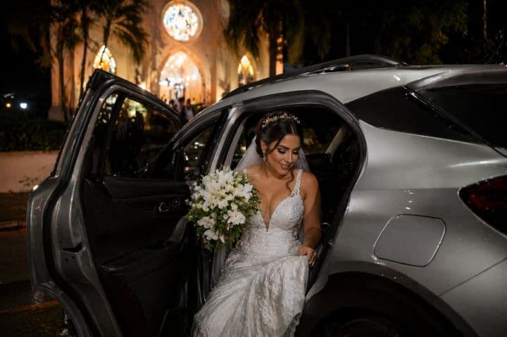 Maio das noivas: o carro perfeito para chegar
