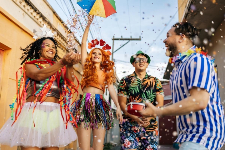 Lugares para ir no Carnaval: descubra e caia na folia